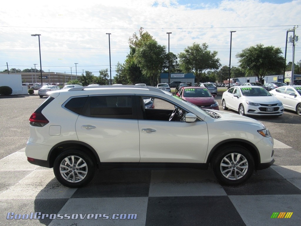 2019 Rogue SV AWD - Pearl White / Charcoal photo #3