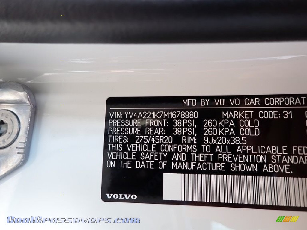 2021 XC90 T6 AWD Momentum - Crystal White Metallic / Blonde/Charcoal photo #11