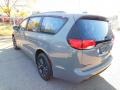 Chrysler Pacifica Launch Edition AWD Ceramic Grey photo #8