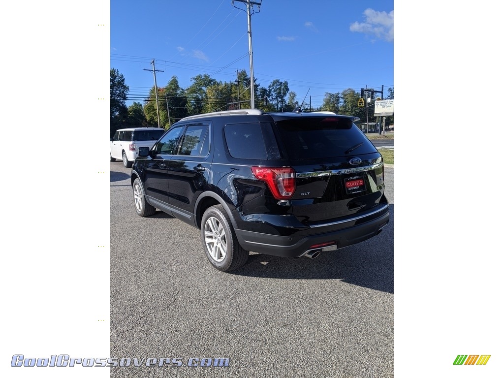 2018 Explorer XLT 4WD - Shadow Black / Ebony Black photo #7