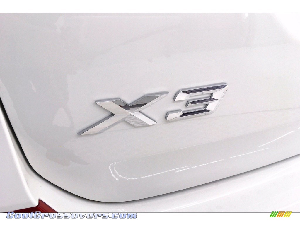2021 X3 xDrive30e - Alpine White / Black photo #16