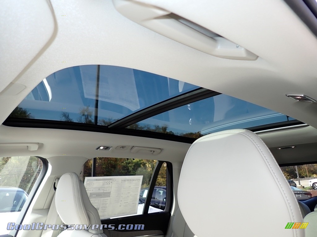 2021 XC90 T6 AWD Inscription - Crystal White Metallic / Blonde/Charcoal photo #12