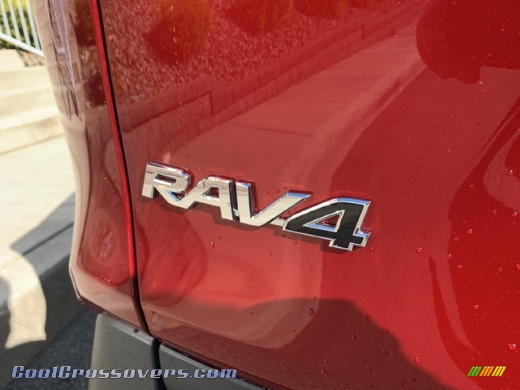 2021 RAV4 XLE AWD - Ruby Flare Pearl / Black photo #27