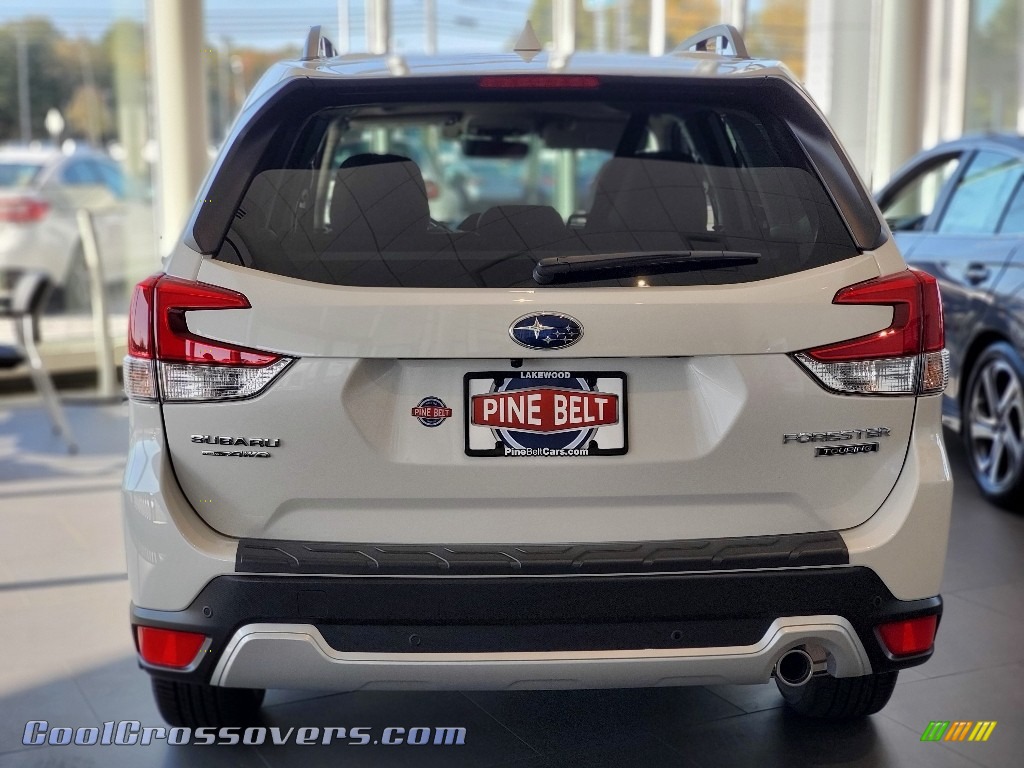 2020 Forester 2.5i Touring - Crystal White Pearl / Saddle Brown photo #13