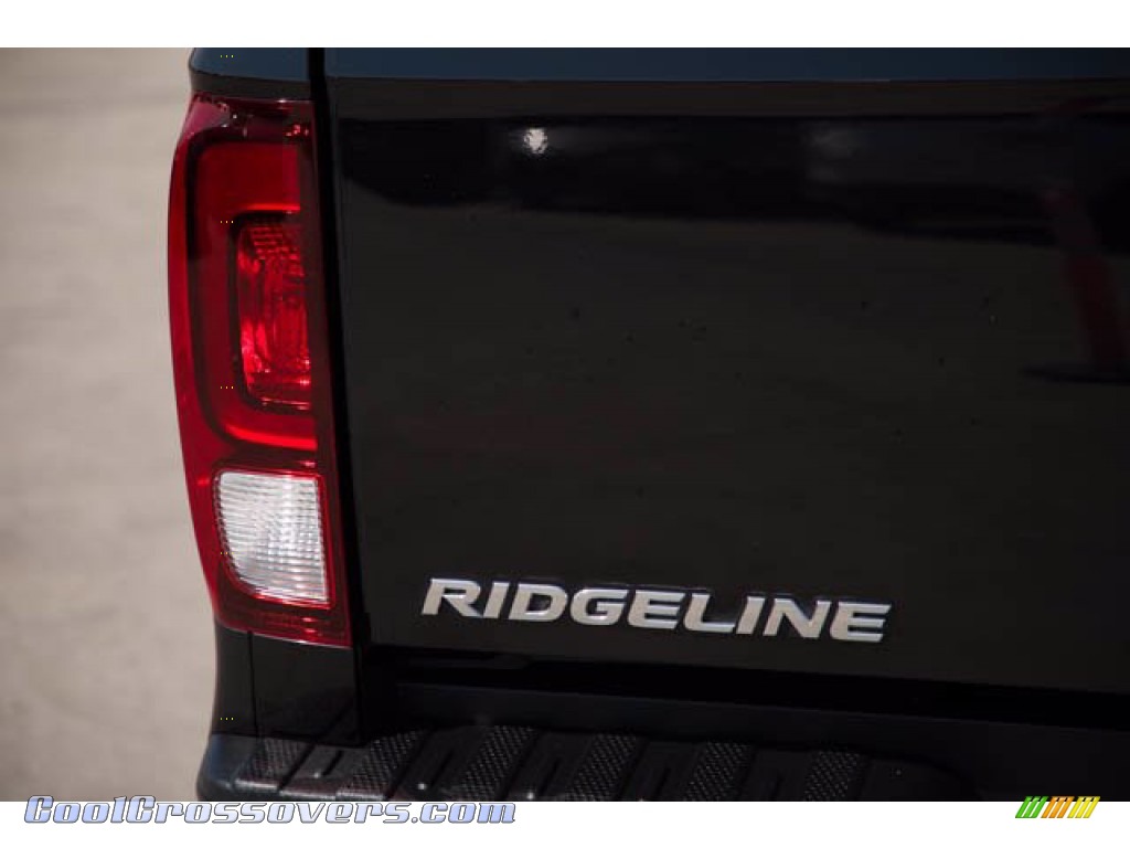 2018 Ridgeline Black Edition AWD - Crystal Black Pearl / Black/Red photo #11