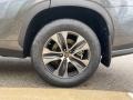 Toyota Highlander XLE AWD Magnetic Gray Metallic photo #32