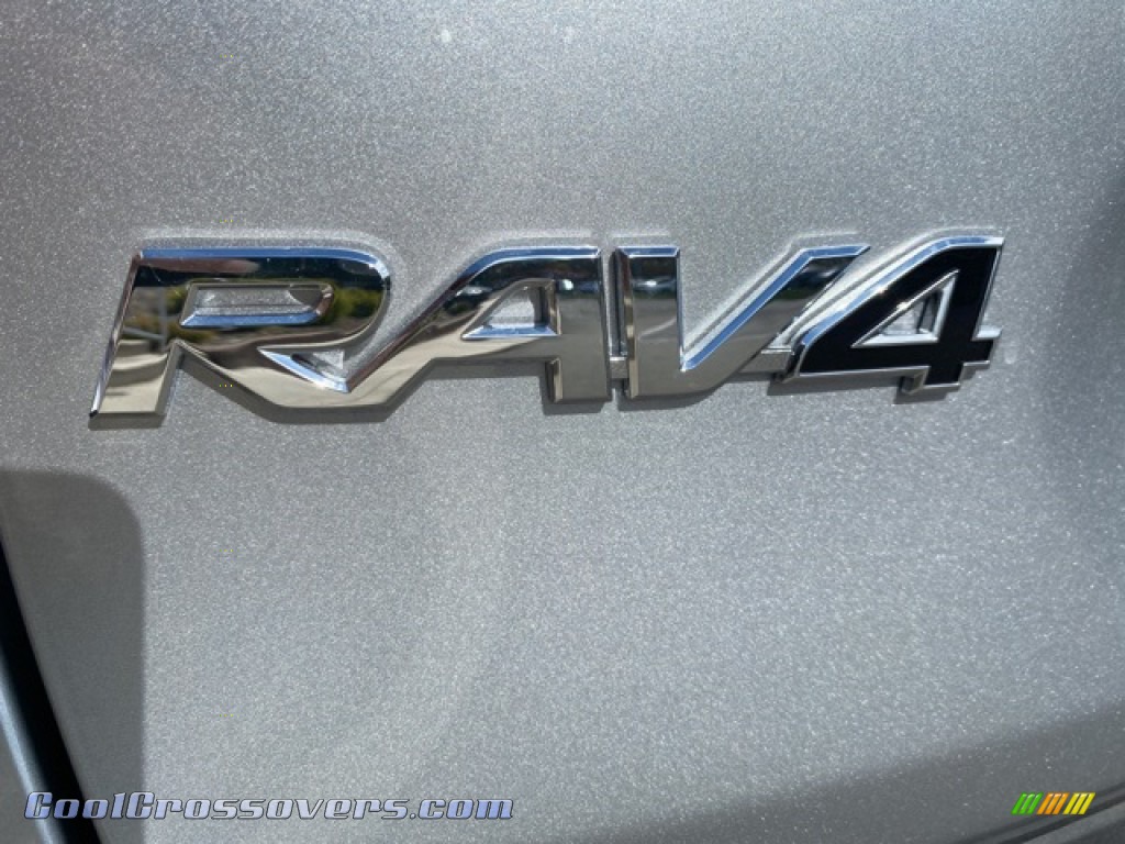 2021 RAV4 XLE AWD Hybrid - Silver Sky Metallic / Black photo #27
