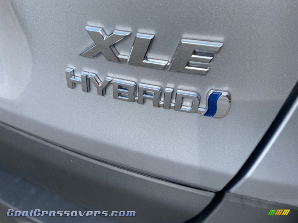 2021 RAV4 XLE AWD Hybrid - Silver Sky Metallic / Black photo #29