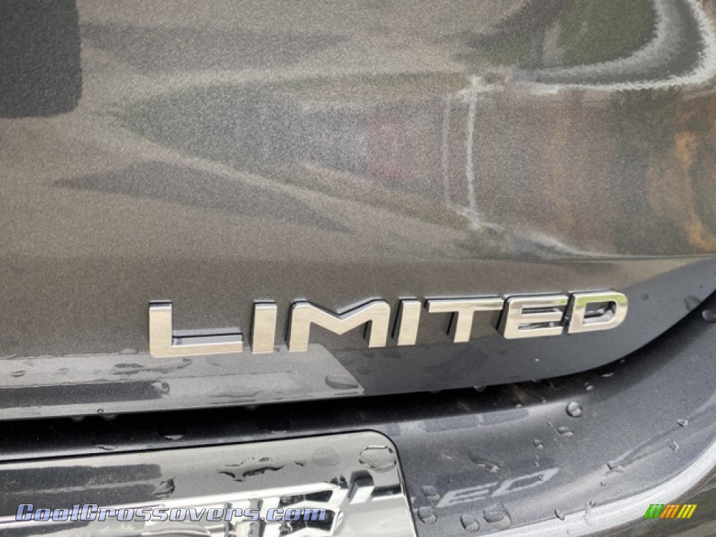 2021 Highlander Hybrid Limited AWD - Magnetic Gray Metallic / Graphite photo #31