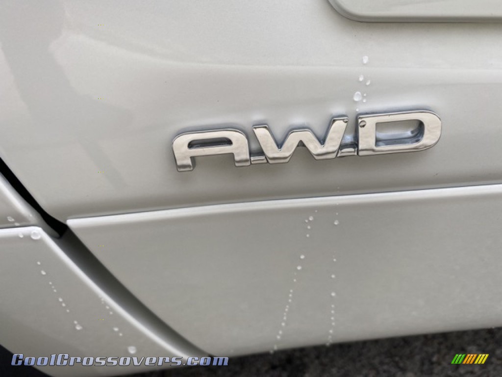2021 Highlander Hybrid Limited AWD - Blizzard White Pearl / Graphite photo #27
