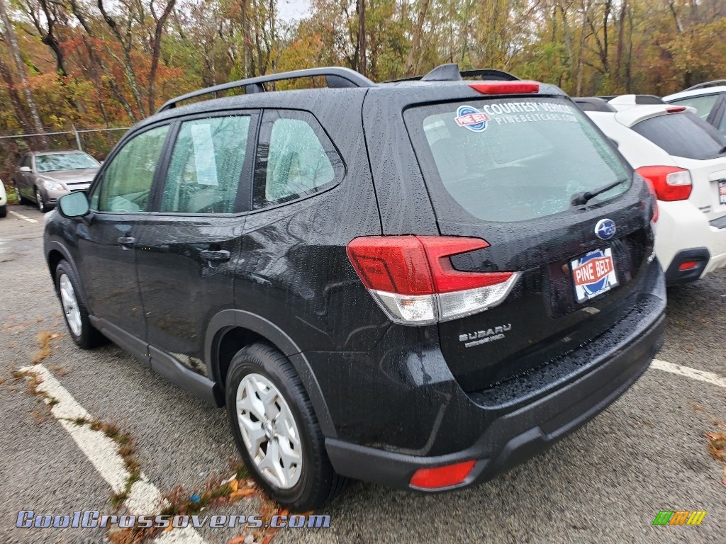 2020 Forester 2.5i - Crystal Black Silica / Gray photo #3