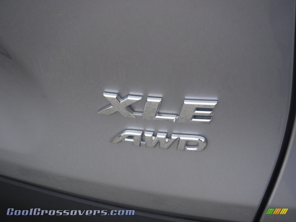 2020 RAV4 XLE AWD - Silver Sky Metallic / Black photo #17