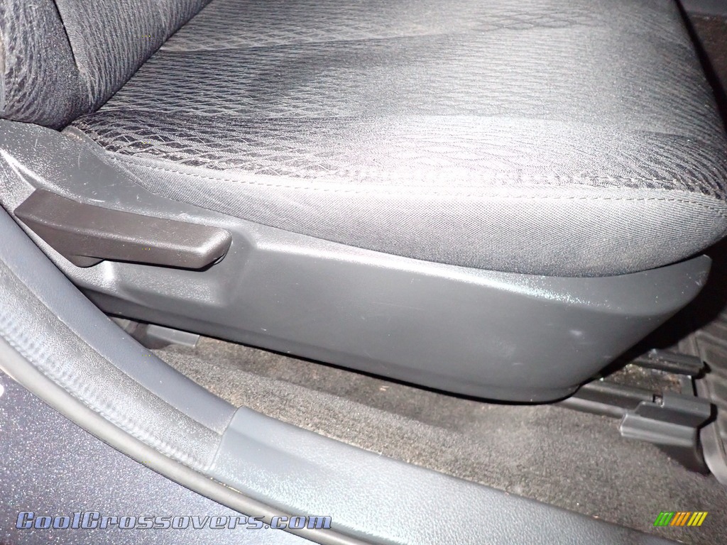 2011 Outback 2.5i Premium Wagon - Graphite Gray Metallic / Off Black photo #25
