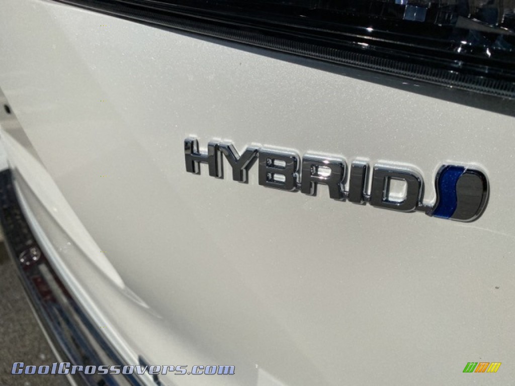 2021 Highlander Hybrid Platinum AWD - Blizzard White Pearl / Harvest Beige photo #39