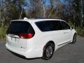 Chrysler Pacifica Hybrid Limited Luxury White Pearl photo #6