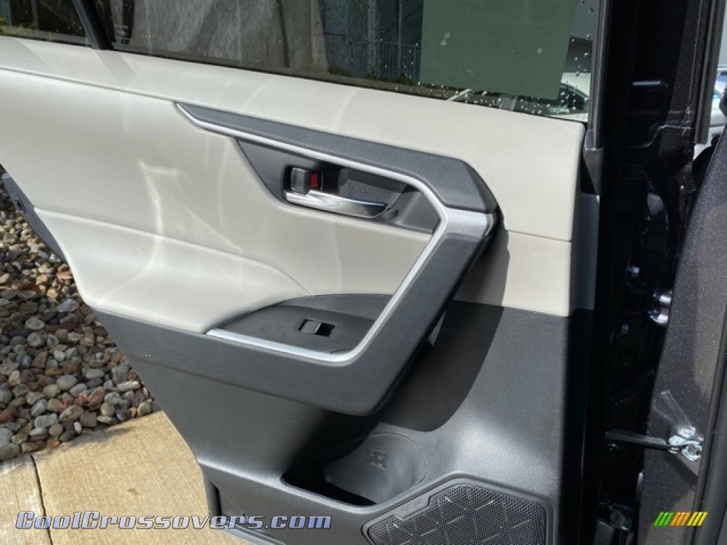 2021 RAV4 XLE Premium AWD - Magnetic Gray Metallic / Light Gray photo #22