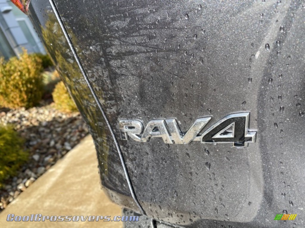 2021 RAV4 XLE Premium AWD - Magnetic Gray Metallic / Light Gray photo #25