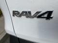 Toyota RAV4 XLE AWD Hybrid Super White photo #31