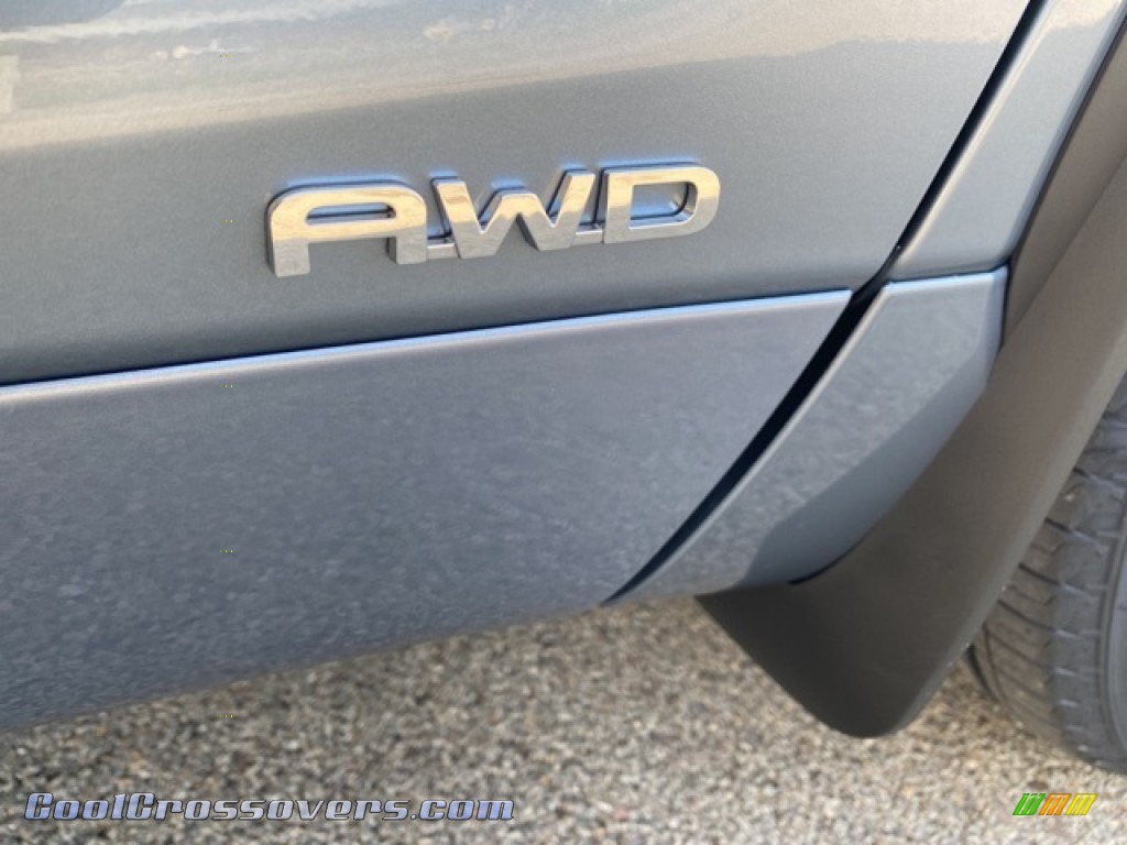 2021 Highlander Hybrid Platinum AWD - Moon Dust / Graphite photo #28