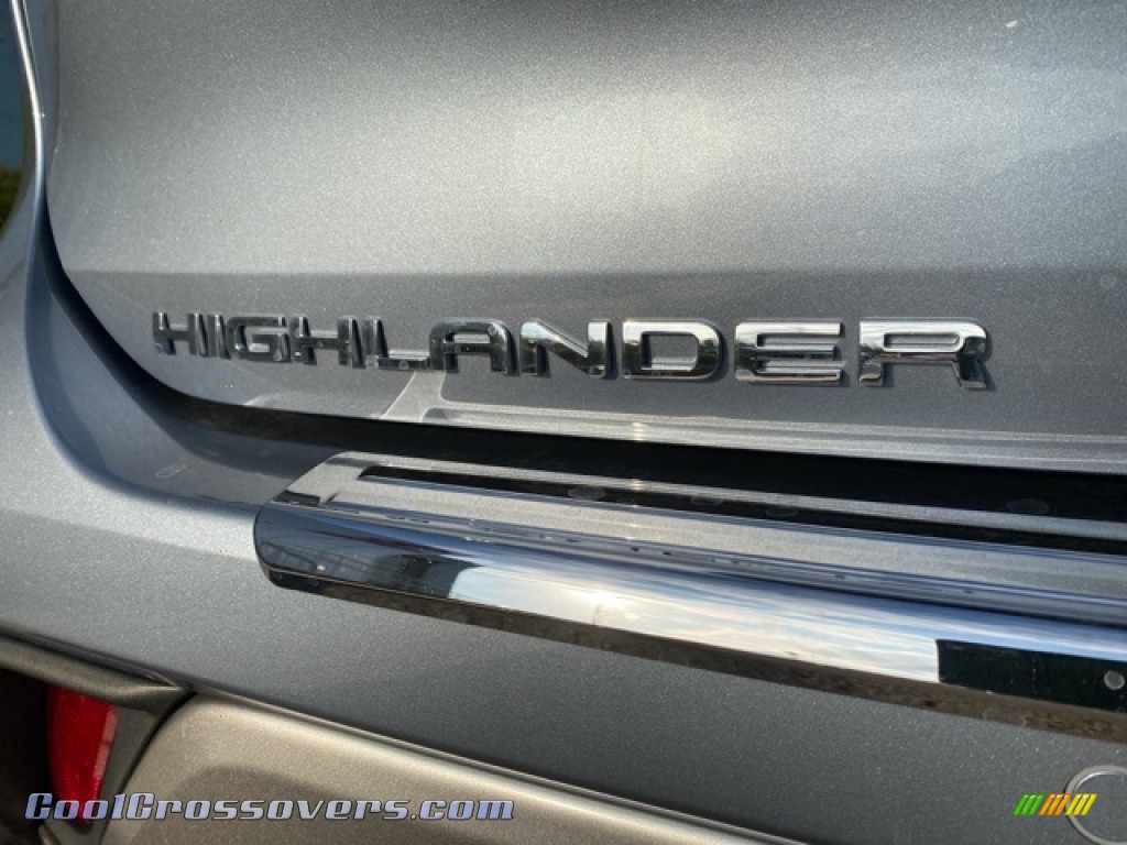 2021 Highlander Hybrid Platinum AWD - Moon Dust / Graphite photo #42