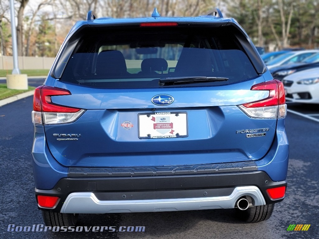 2020 Forester 2.5i Touring - Horizon Blue Pearl / Saddle Brown photo #21