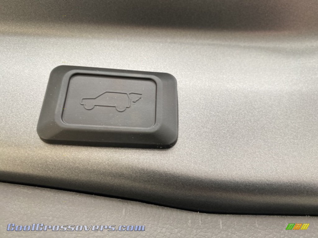 2021 RAV4 XLE Premium AWD - Magnetic Gray Metallic / Black photo #31
