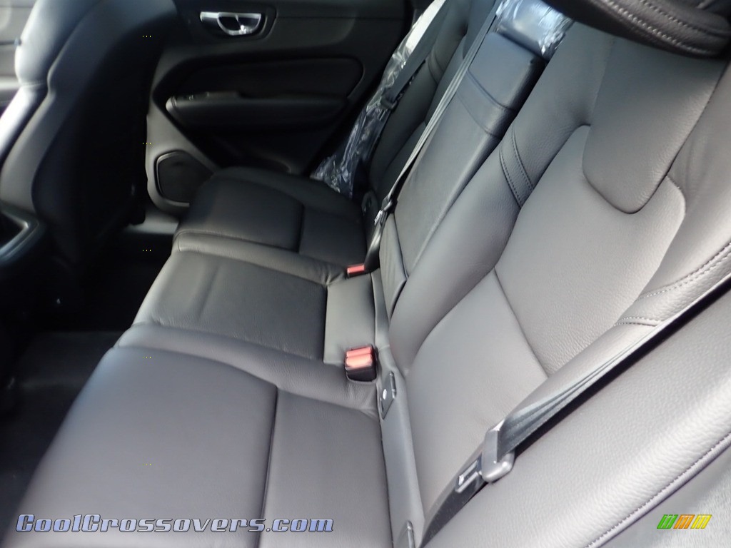 2021 XC60 T5 AWD Momentum - Osmium Grey Metallic / Charcoal photo #8