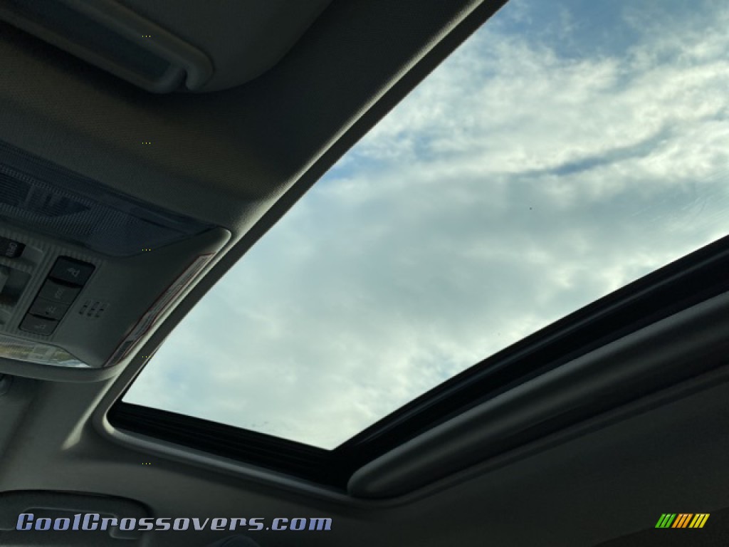 2021 RAV4 XLE AWD - Silver Sky Metallic / Light Gray photo #10