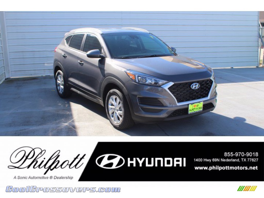 Magnetic Force / Black Hyundai Tucson Value