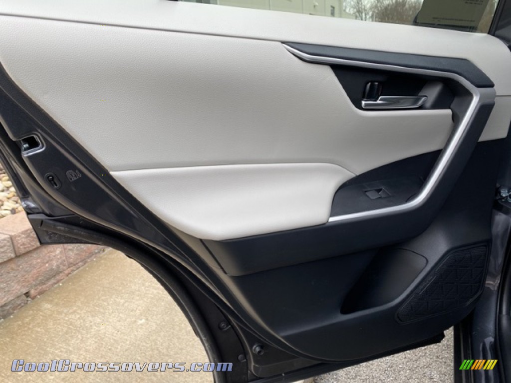 2021 RAV4 XLE AWD - Magnetic Gray Metallic / Black photo #27