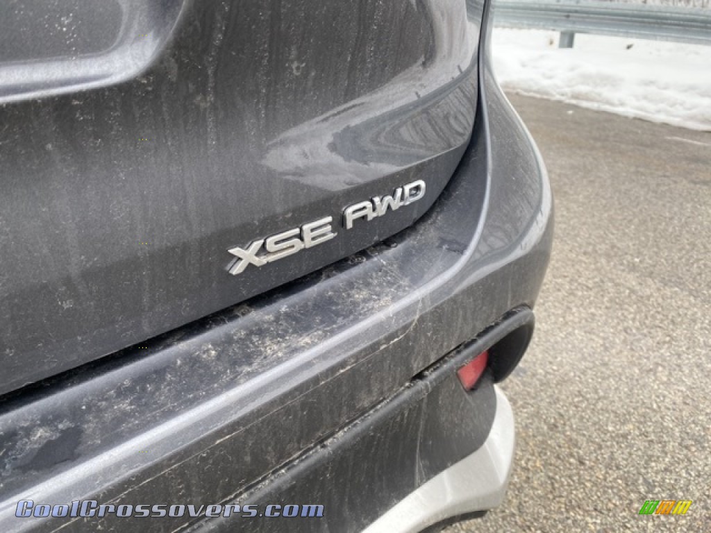 2021 Highlander XSE AWD - Magnetic Gray Metallic / Black photo #26