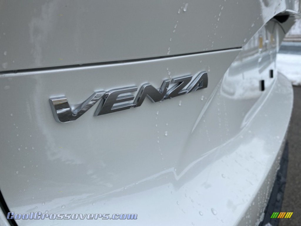 2021 Venza Hybrid LE AWD - Blizzard White Pearl / Boulder photo #21