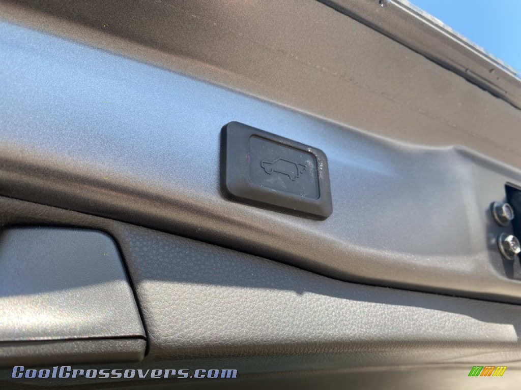2021 RAV4 XSE AWD Hybrid - Magnetic Gray Metallic / Black photo #35