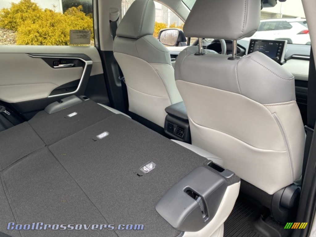 2021 RAV4 XLE Premium AWD - Silver Sky Metallic / Light Gray photo #29