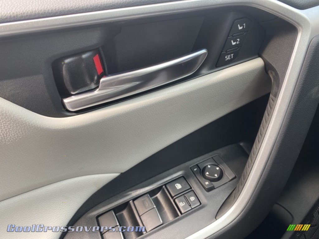 2021 RAV4 XLE Premium AWD - Magnetic Gray Metallic / Light Gray photo #20