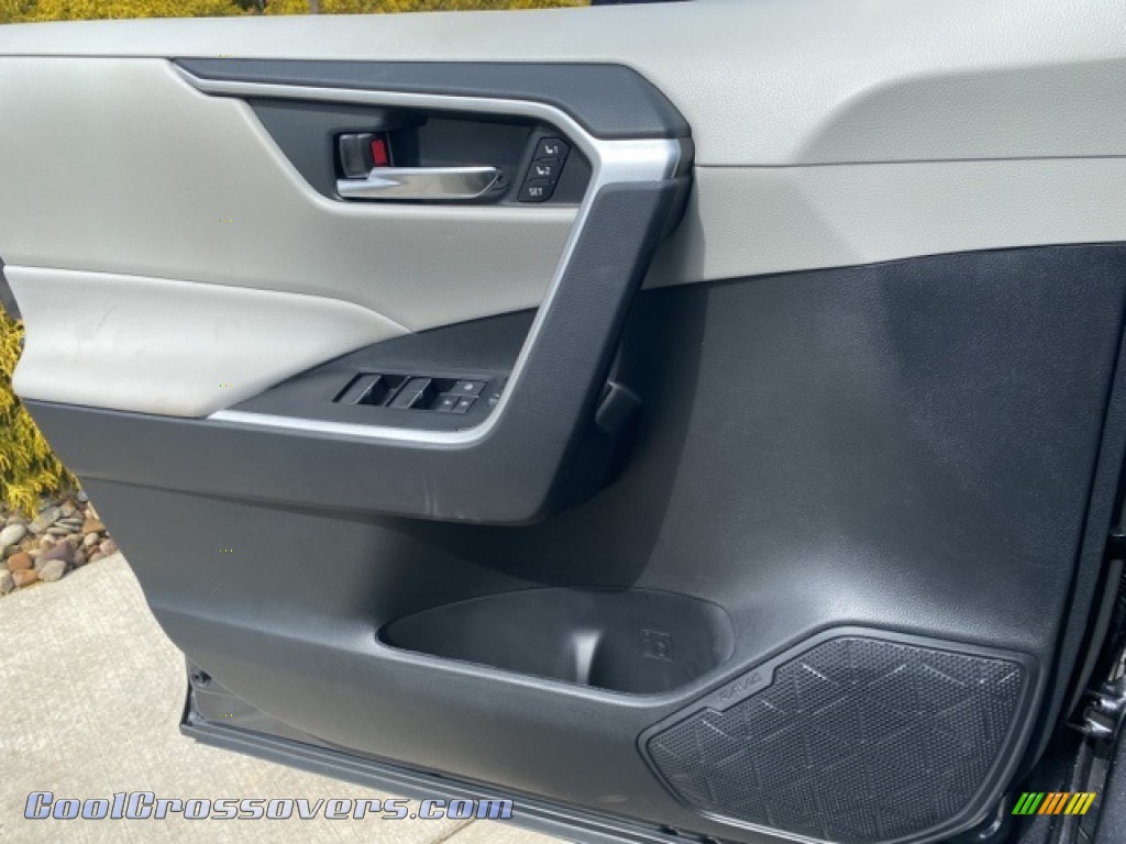 2021 RAV4 XLE Premium AWD - Magnetic Gray Metallic / Light Gray photo #21