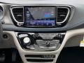 Chrysler Pacifica Touring L Luxury White Pearl photo #10