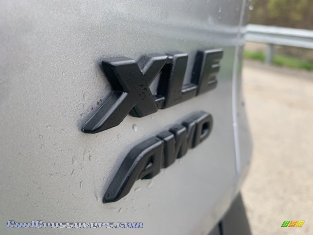 2021 RAV4 XLE AWD - Silver Sky Metallic / Black photo #25