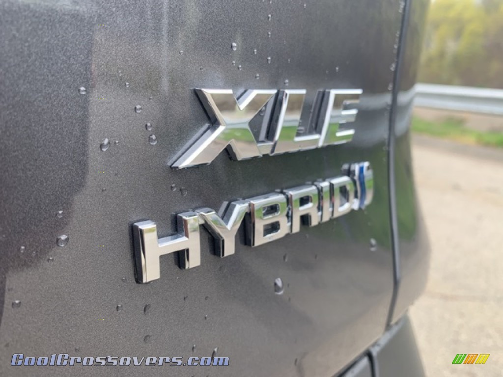 2021 RAV4 XLE AWD Hybrid - Magnetic Gray Metallic / Black photo #16