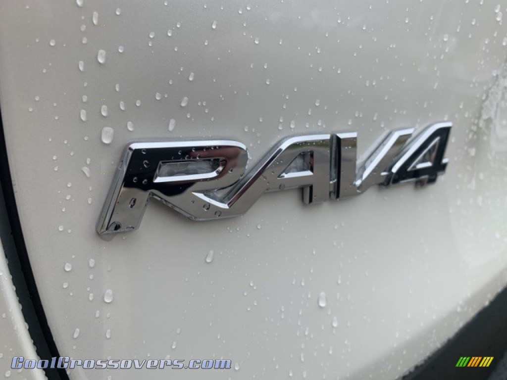 2021 RAV4 XLE Premium AWD - Super White / Black photo #25