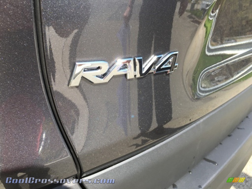 2021 RAV4 XLE AWD Hybrid - Magnetic Gray Metallic / Black photo #28
