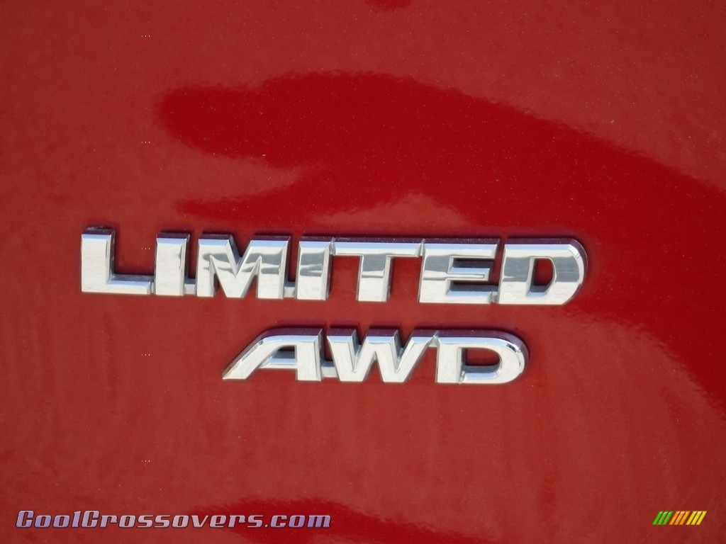 2016 RAV4 Limited AWD - Barcelona Red Metallic / Black photo #17