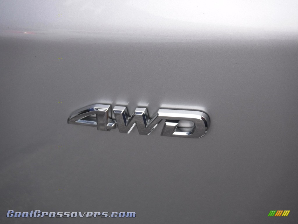 2010 RAV4 Sport V6 4WD - Classic Silver Metallic / Dark Charcoal photo #12