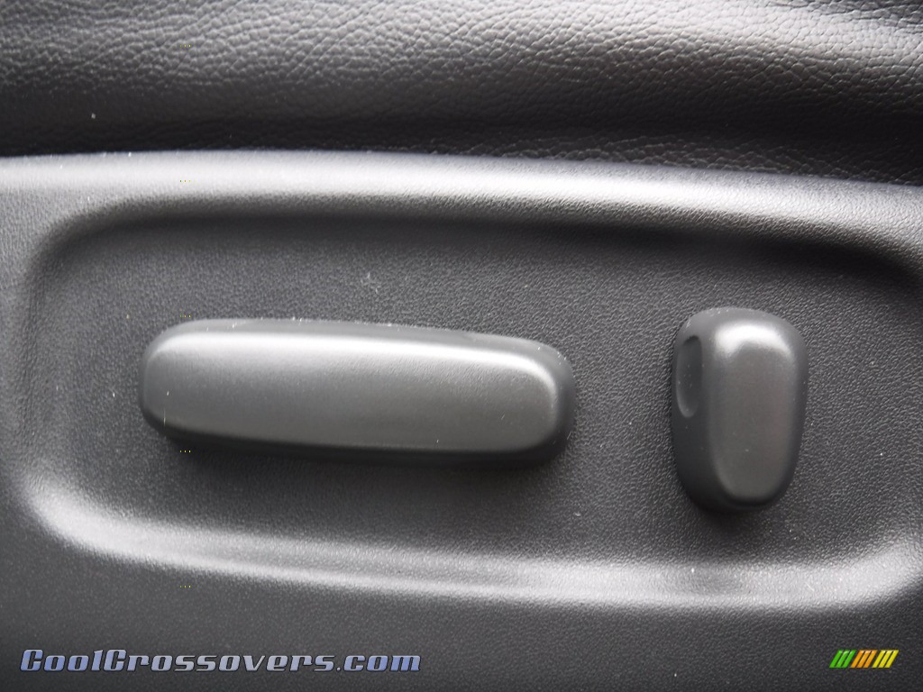 2010 RAV4 Sport V6 4WD - Classic Silver Metallic / Dark Charcoal photo #16