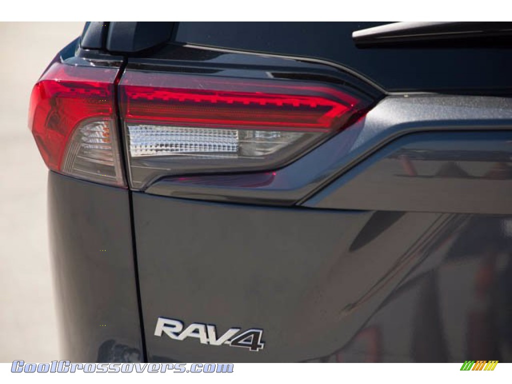 2020 RAV4 XLE Premium - Magnetic Gray Metallic / Black photo #10