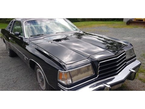 Black 1978 Dodge Magnum Coupe