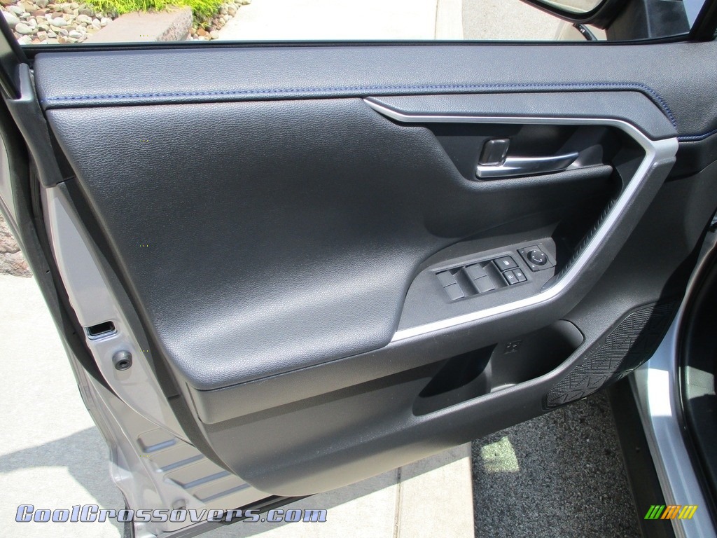 2020 RAV4 XSE AWD Hybrid - Silver Sky Metallic / Black photo #11