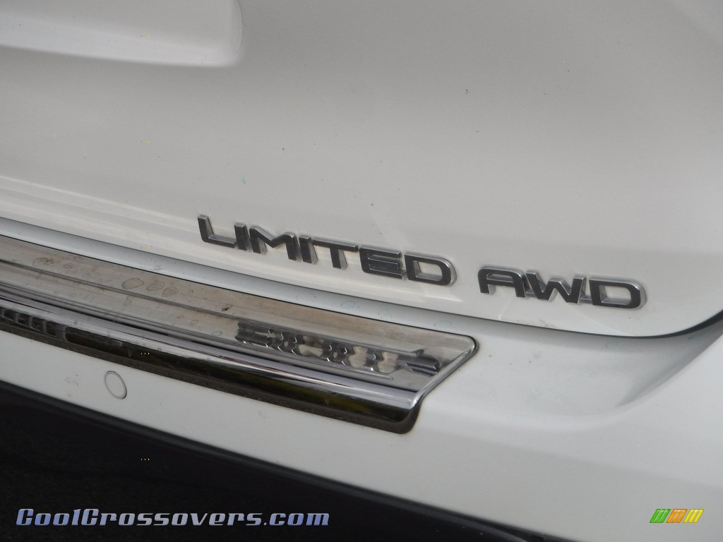 2020 Highlander Limited AWD - Blizzard White Pearl / Harvest Beige photo #20