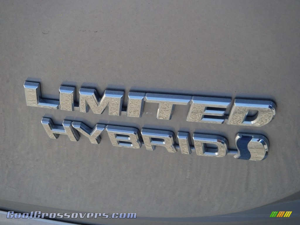 2018 RAV4 Limited AWD Hybrid - Silver Sky Metallic / Black photo #17