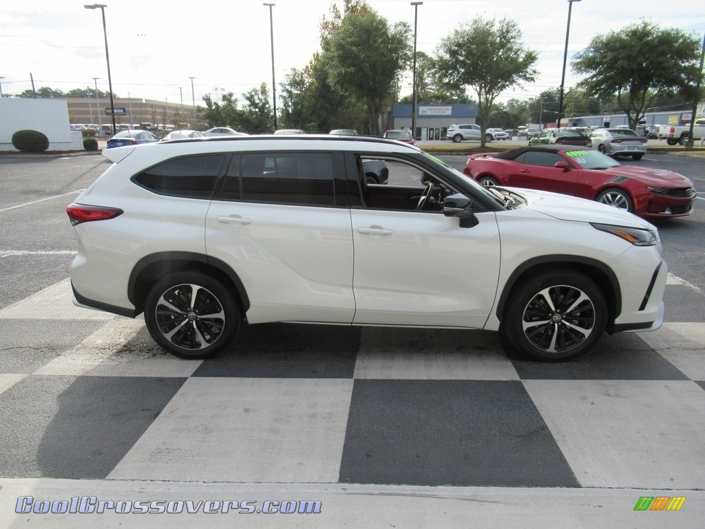 2021 Highlander XSE AWD - Blizzard White Pearl / Cockpit Red photo #3